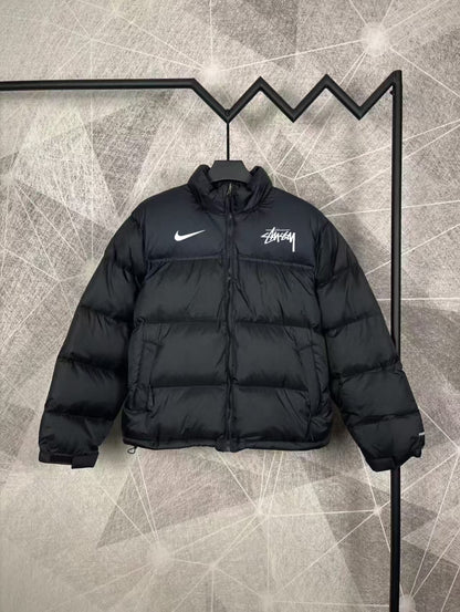 Stussy コラボ ナイキダウンジャケット ファッション 新品