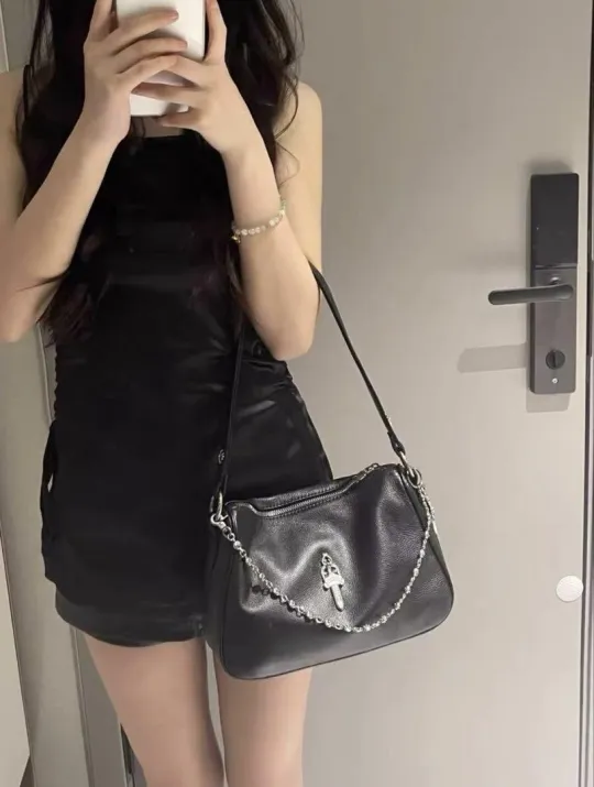 CHROME HEARTS クロムハーツ カーフレザー ホーボーバッグ ブラック レザーバッグ メンズ レディース CH2003