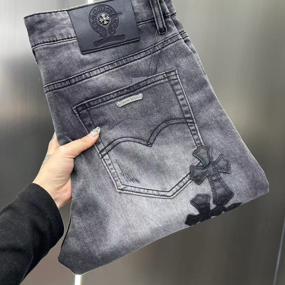 CHROME HEARTS クロムハーツ クロスレザーパッチ デニムパンツ スモークグレー ウォッシュド