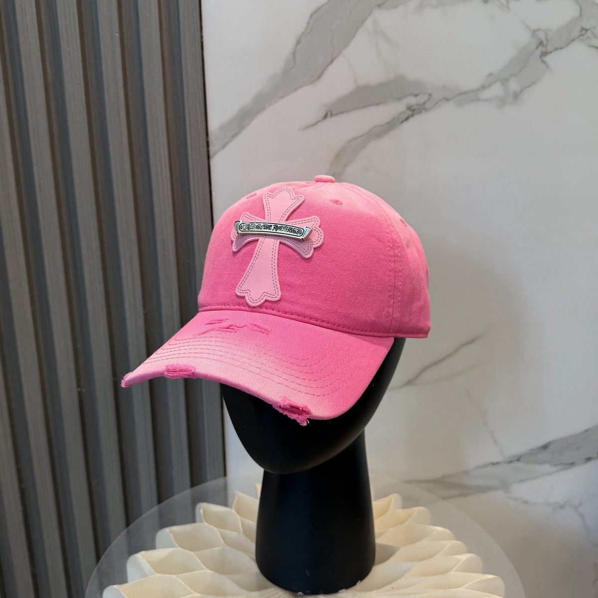 CHROME HEARTS クロムハーツ ベースボールキャップ ピンク - 商品画像 2