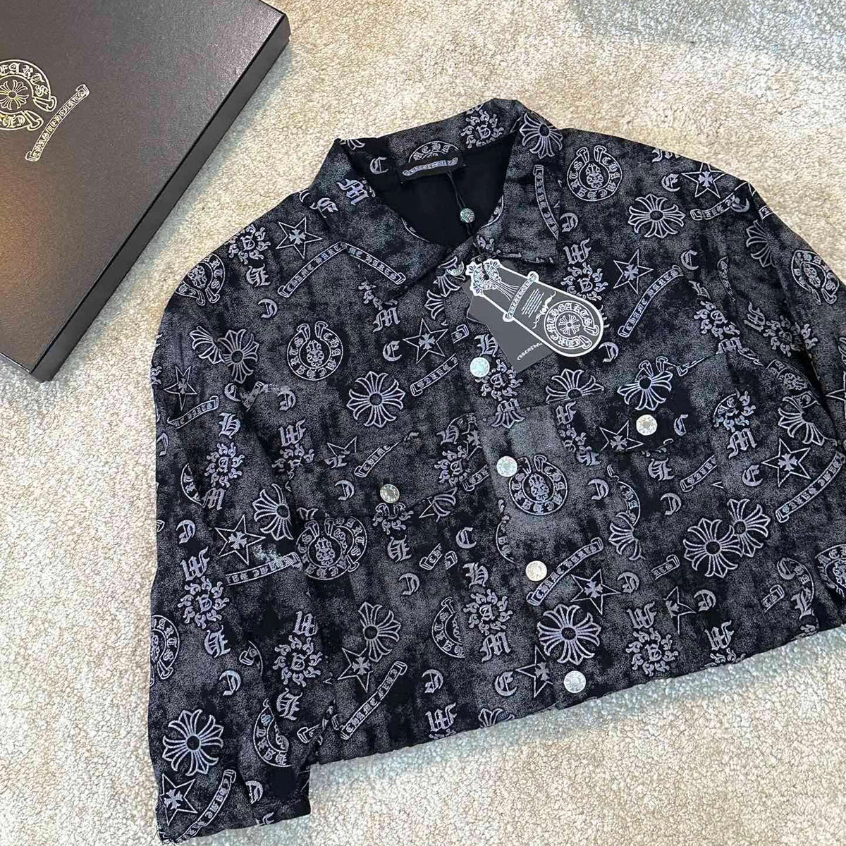 【Chrome Hearts】クロムハーツ柄ロゴジャケット WTCH014