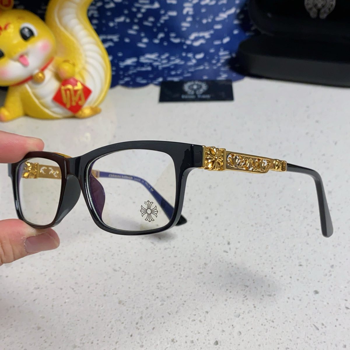 Chrome Hearts Cross Motif Sunglasses 005