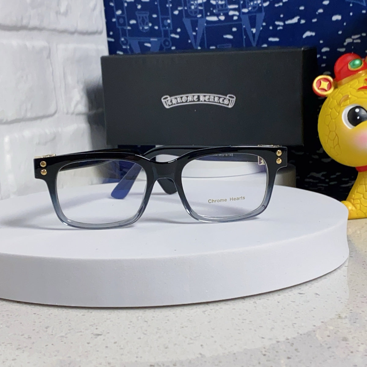 Chrome Hearts Cross Motif Sunglasses 010